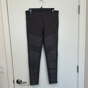 ALO Yoga Charcoal Textured Leggings